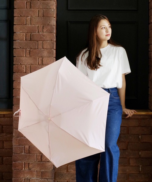 nifty colors（ニフティーカラーズ）の「【超撥水】ピーチドロップ耐風傘 55㎝（折りたたみ傘・レディース・ホワイト/ブラック/グレー/ネイビー/ピンク/グリーン・FREE）」の6枚目の写真