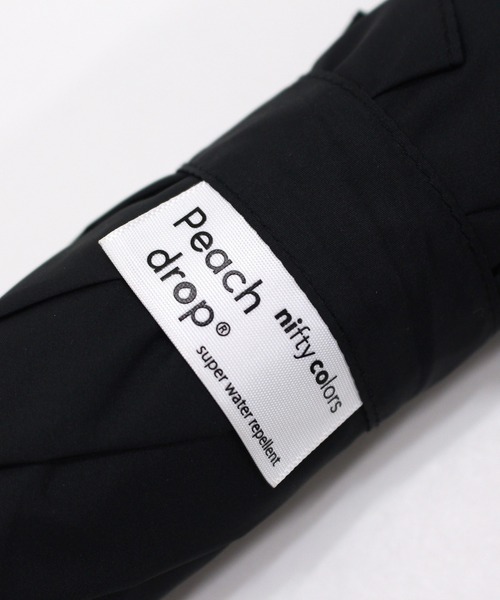 nifty colors（ニフティーカラーズ）の「【超撥水】ピーチドロップ耐風傘 55㎝（折りたたみ傘・レディース・ホワイト/ブラック/グレー/ネイビー/ピンク/グリーン・FREE）」の16枚目の写真