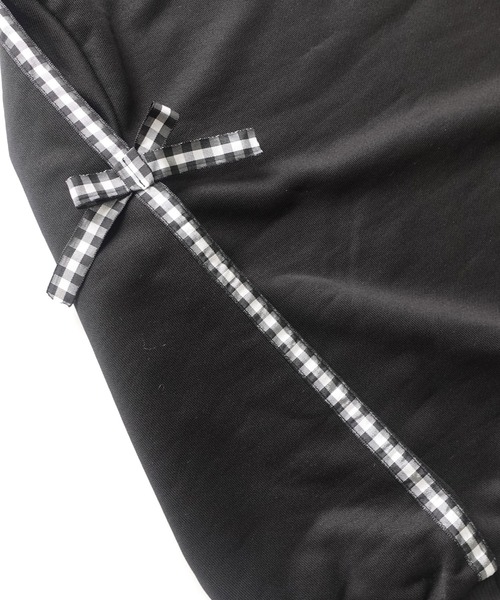 Bee des Bee（ビーデスビー）の「ラインリボントップス（スウェット・キッズ・ブラック/ホワイト・150cm/140cm/130cm/120cm/110cm/100cm）」の3枚目の写真