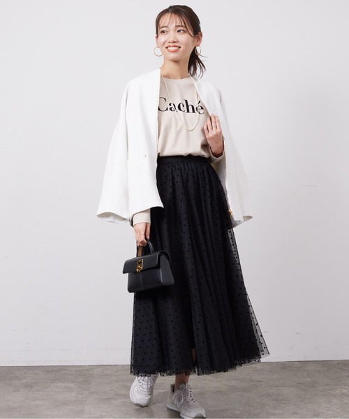 Chez toi（シェトワ）の「フロッキーロゴプリントロンT（Tシャツ/カットソー・レディース・ブラック/グレイッシュベージュ/オフホワイト・FREE）」の5枚目の写真