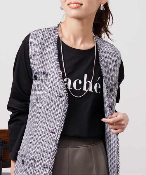 Chez toi（シェトワ）の「フロッキーロゴプリントロンT（Tシャツ/カットソー・レディース・ブラック/グレイッシュベージュ/オフホワイト・FREE）」の19枚目の写真