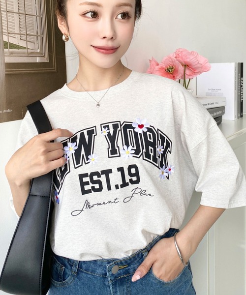 ランダムプリント・刺繍Tシャツ Tシャツ 半袖 カットソー レディース プルオーバー デイリー使い 無地 綿100％ トップス [M便 1/1] セール】綿100%オーバーサイズロゴプリント＆フラワー刺繍半袖T
