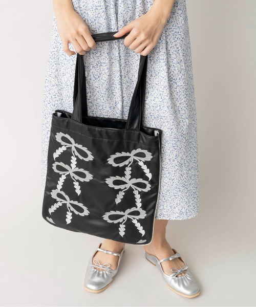 Casselini（キャセリーニ）の「Casselini(キャセリーニ)スカラップエンブロイダリトート（トートバッグ・レディース・ブラック/カーキ/ピンク/ブルー・FREE）」の21枚目の写真