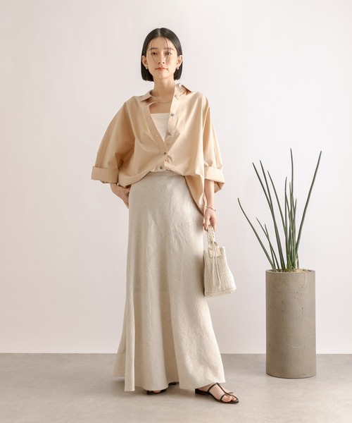 RIVE DROITE（リヴドロワ）の「リネンバイアスマーメイドスカート（スカート・レディース・ブラック/カーキ/ライトベージュ・36/38）」の5枚目の写真