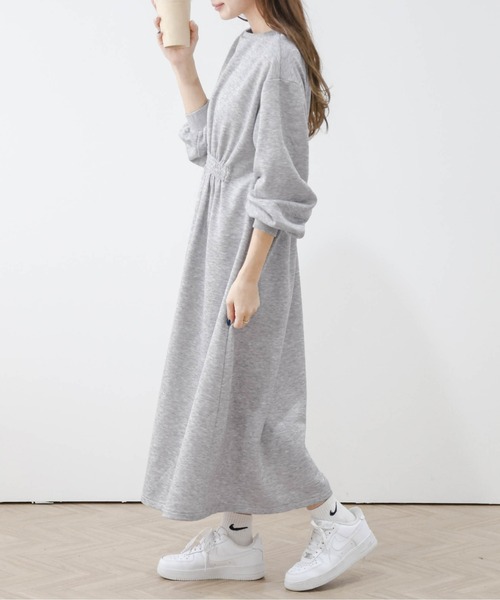 AMELY(エミリー)の「2wayハーフジップワンピース(ワンピース・レディース・グレー/ブラック/グレイッシュベージュ・フリー)」の18枚目の写真