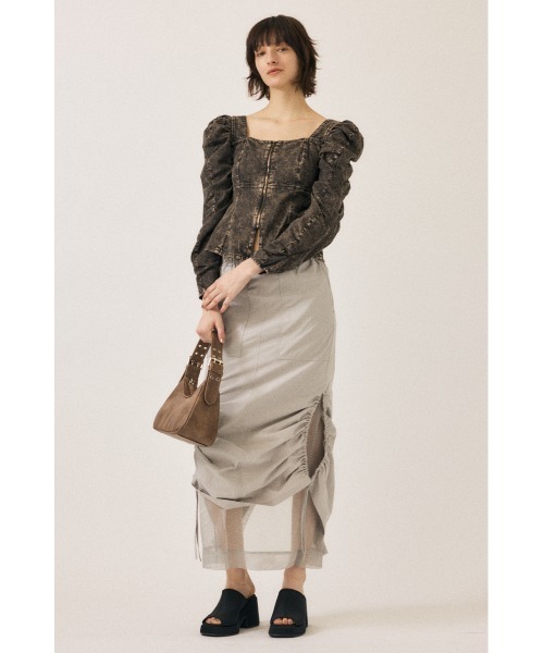 MOUSSY（マウジー）の「AGING DENIM BUSTIER ブラウス（シャツ/ブラウス・レディース・ブラウン/ライトブルー・FREE）」の4枚目の写真