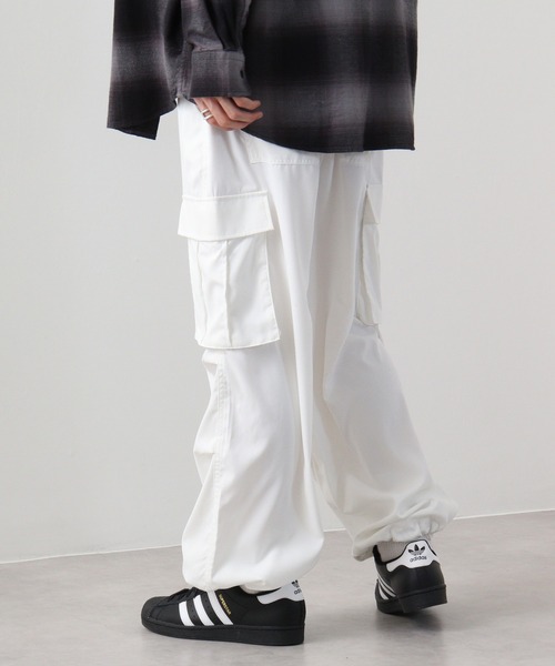 SUGGESTION（サジェッション）の「SUGGESTION オーバーカーゴパンツ（カーゴパンツ・メンズ・オフホワイト/グレー/オリーブ/ブラック・M/L）」の6枚目の写真