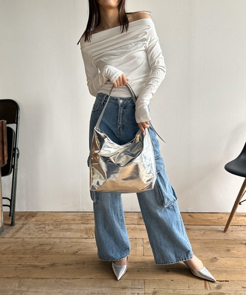 majoh♡オフショルダーシャーリングトップス ゴスロリ シボシャーリングギャザーオフショルダートップス[品番