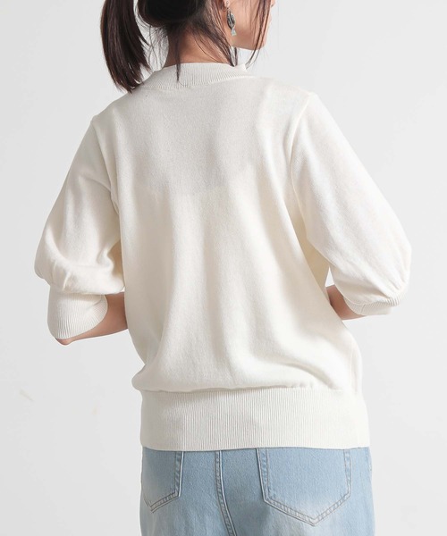 and it_（アンドイット）の「ハイネックパフスリーブコットンニット（Tシャツ/カットソー・レディース・ロイヤルブルー/アイボリー/ブラック/グレイッシュベージュ・M-L）」の7枚目の写真