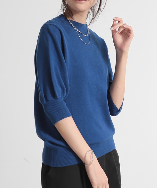 and it_（アンドイット）の「ハイネックパフスリーブコットンニット（Tシャツ/カットソー・レディース・ロイヤルブルー/アイボリー/ブラック/グレイッシュベージュ・M-L）」の15枚目の写真