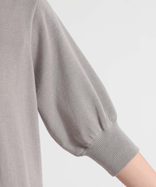 and it_（アンドイット）の「ハイネックパフスリーブコットンニット（Tシャツ/カットソー・レディース・ロイヤルブルー/アイボリー/ブラック/グレイッシュベージュ・M-L）」の18枚目の写真