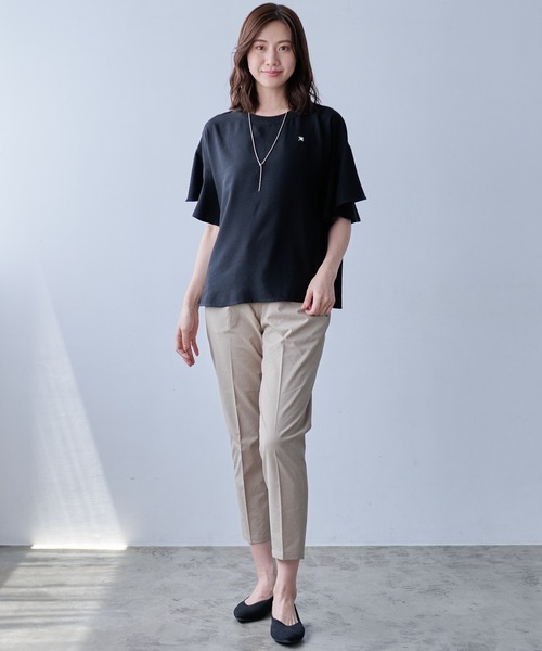 Arnold Palmer（アーノルドパーマー）の「フリルスリーブ ブラウス（シャツ/ブラウス・レディース・ブラック/ホワイト/サックスブルー・L/M/S）」の9枚目の写真