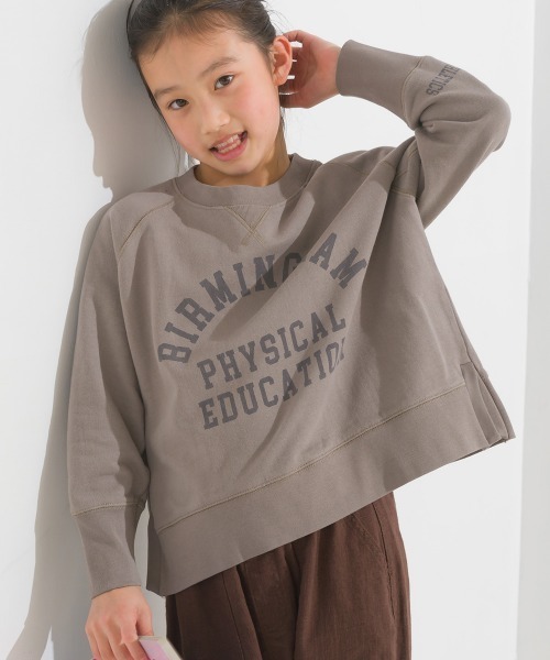 OMNES（オムネス）の「キッズ 裏毛スウェットサイドスリットプルオーバー（スウェット・キッズ・ピンクベージュ/モカ/チャコール/ホワイト・100/110/140/120/130）」の3枚目の写真