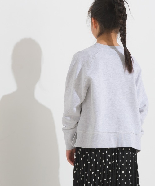 OMNES（オムネス）の「キッズ 裏毛スウェットサイドスリットプルオーバー（スウェット・キッズ・ピンクベージュ/モカ/チャコール/ホワイト・100/110/140/120/130）」の8枚目の写真