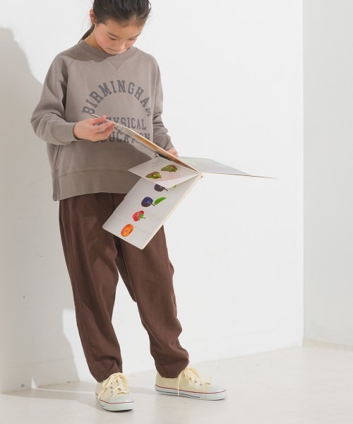 OMNES（オムネス）の「キッズ 裏毛スウェットサイドスリットプルオーバー（スウェット・キッズ・ピンクベージュ/モカ/チャコール/ホワイト・100/110/140/120/130）」の19枚目の写真