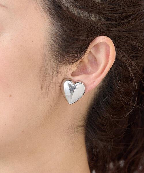 BEARDSLEY（ビアズリー）の「ハート型クリップタイプイヤリング（ピアス（両耳用）・レディース・シルバー・FREE）」の6枚目の写真