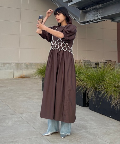 RODEO CROWNS WIDE BOWL（ロデオクラウンズワイドボウル）の「フェイクパールビスチェ（ベスト・レディース・アイボリー・FREE）」の19枚目の写真