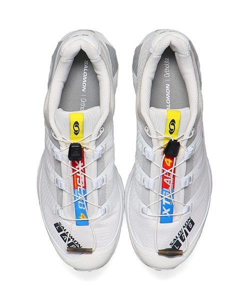 SALOMON（サロモン）の「SALOMON XT-4 OG / サロモン XT-4 OG（スニーカー・メンズ・ホワイト・24.5cm/25.5cm/26.5cm/27.5cm/28.5cm/25.0cm/26.0cm/27.0cm/29.0cm/24.0cm/28.0cm/30.0cm/23.0cm/23.5cm）」の4枚目の写真