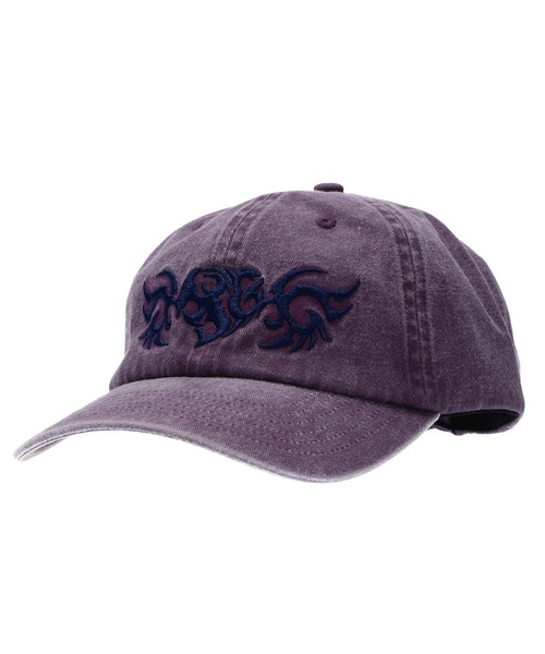 X-girl（エックスガール）の「TRIBAL HEART LOGO 6PANEL CAP