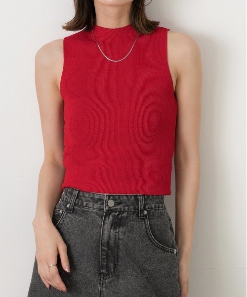 ad thie(アドティエ)の「ノースリーブ ニットトップス(Tシャツ/カットソー・レディース・オフホワイト/グレー/ブラック/レッド/モカ・FREE)」の5枚目の写真