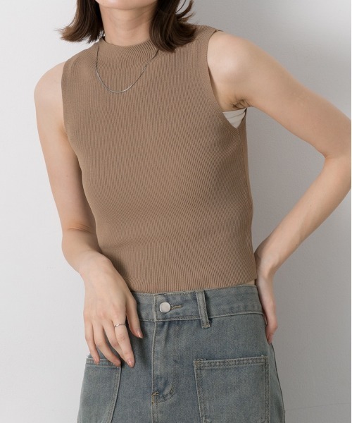 ad thie(アドティエ)の「ノースリーブ ニットトップス(Tシャツ/カットソー・レディース・オフホワイト/グレー/ブラック/レッド/モカ・FREE)」の4枚目の写真