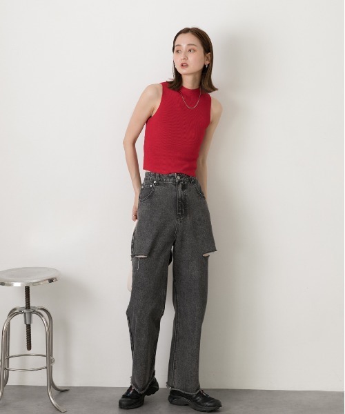 ad thie(アドティエ)の「ノースリーブ ニットトップス(Tシャツ/カットソー・レディース・オフホワイト/グレー/ブラック/レッド/モカ・FREE)」の22枚目の写真