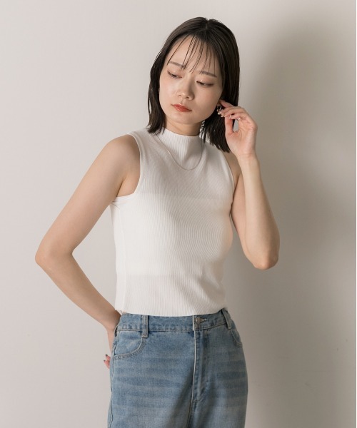 ad thie(アドティエ)の「ノースリーブ ニットトップス(Tシャツ/カットソー・レディース・オフホワイト/グレー/ブラック/レッド/モカ・FREE)」の14枚目の写真