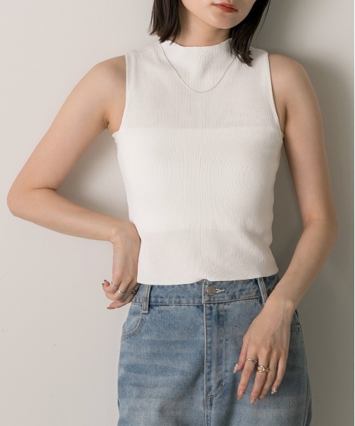 ad thie(アドティエ)の「ノースリーブ ニットトップス(Tシャツ/カットソー・レディース・オフホワイト/グレー/ブラック/レッド/モカ・FREE)」の12枚目の写真
