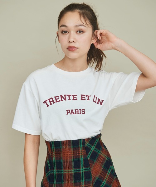 31 Sons de mode(トランテアン ソン ドゥ モード)の「カレッジライクPARISロゴT(Tシャツ/カットソー・レディース・オフホワイト/ネイビー・フリー)」の15枚目の写真