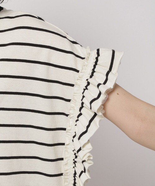 niko and...（ニコアンド）の「チュールフリルボーダープルオーバー（Tシャツ/カットソー・レディース・ブラック/レッド/グリーン・FREE）」の9枚目の写真