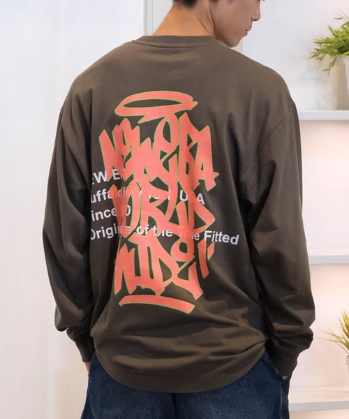 NEW ERA(ニューエラ)の「NEW ERA/ニューエラ ロンT/コットンTee オーバーサイズ バックプリント 14324706/14324708(Tシャツ/カットソー・メンズ・ブラック/モスグリーン/ホワイト・XL/2XL/L/M)」の3枚目の写真