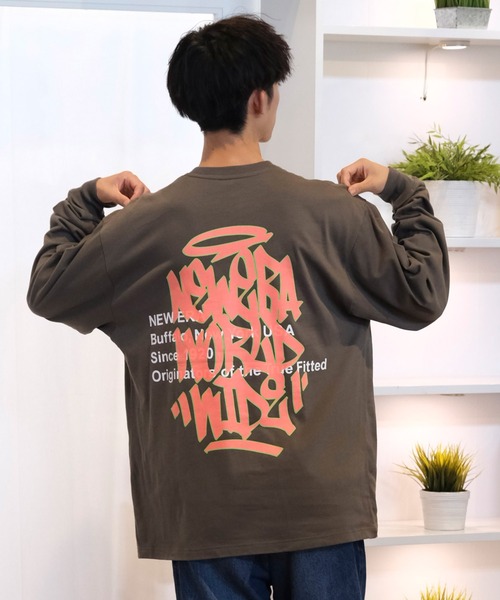 NEW ERA(ニューエラ)の「NEW ERA/ニューエラ ロンT/コットンTee オーバーサイズ バックプリント 14324706/14324708(Tシャツ/カットソー・メンズ・ブラック/モスグリーン/ホワイト・XL/2XL/L/M)」の12枚目の写真