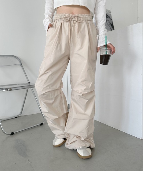 CLEA（クレア）の「サイドラインタック入りスノーパンツ（その他パンツ・レディース・ピンク/チャコールグレー/アイボリー/ブラック・MEDIUM）」の2枚目の写真