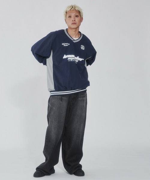 WEGO（ウィゴー）の「WEGO/ナイロンゲームロゴプルオーバー（スウェット・メンズ・ブラック/ネイビー・LARGE/MEDIUM/SMALL）」の4枚目の写真