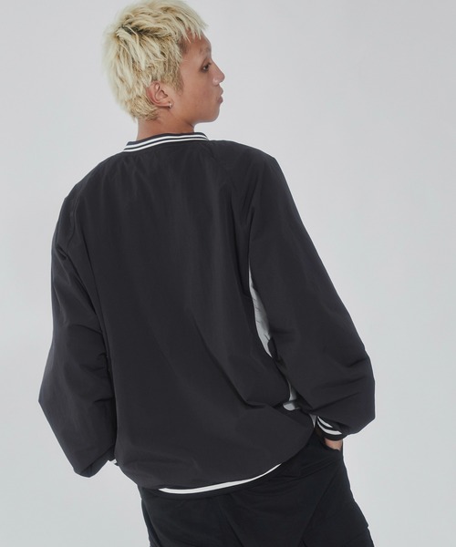 WEGO（ウィゴー）の「WEGO/ナイロンゲームロゴプルオーバー（スウェット・メンズ・ブラック/ネイビー・LARGE/MEDIUM/SMALL）」の8枚目の写真