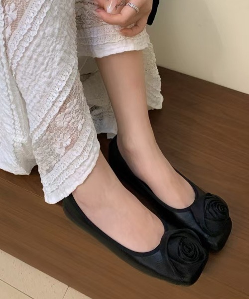 deux amour（ドゥーザムール）の「花モチーフパンプス（パンプス・レディース・ブラック/シルバー・LARGE/MEDIUM/SMALL）」の7枚目の写真