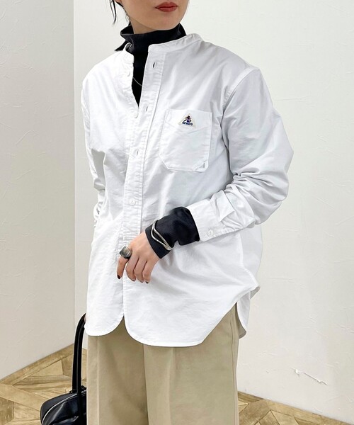 fredy emue（フレディエミュ）の「【GEVACO/ゲバコ】OXバンドカラー長袖シャツ（シャツ/ブラウス・レディース・オフホワイト/ホワイト系その他4/ブルー系その他7/ブラック系その他/ブラック系その他3・38）」の2枚目の写真