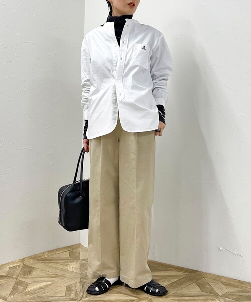 fredy emue（フレディエミュ）の「【GEVACO/ゲバコ】OXバンドカラー長袖シャツ（シャツ/ブラウス・レディース・オフホワイト/ホワイト系その他4/ブルー系その他7/ブラック系その他/ブラック系その他3・38）」の6枚目の写真