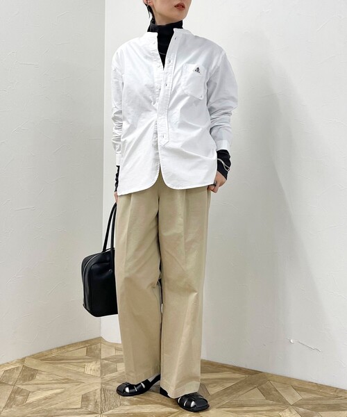 fredy emue（フレディエミュ）の「【GEVACO/ゲバコ】OXバンドカラー長袖シャツ（シャツ/ブラウス・レディース・オフホワイト/ホワイト系その他4/ブルー系その他7/ブラック系その他/ブラック系その他3・38）」の7枚目の写真