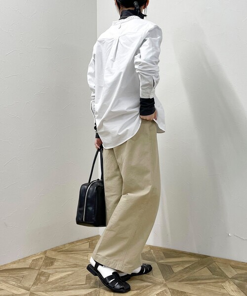 fredy emue（フレディエミュ）の「【GEVACO/ゲバコ】OXバンドカラー長袖シャツ（シャツ/ブラウス・レディース・オフホワイト/ホワイト系その他4/ブルー系その他7/ブラック系その他/ブラック系その他3・38）」の10枚目の写真