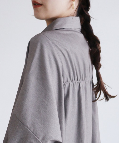 reca(レカ)の「バックシャーリングシャツ(シャツ/ブラウス・レディース・チャコールグレー/トップグレー・M)」の9枚目の写真