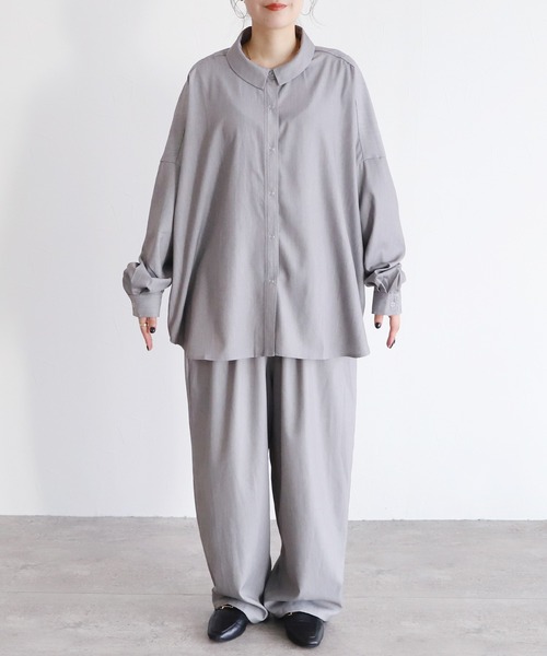 reca(レカ)の「バックシャーリングシャツ(シャツ/ブラウス・レディース・チャコールグレー/トップグレー・M)」の21枚目の写真