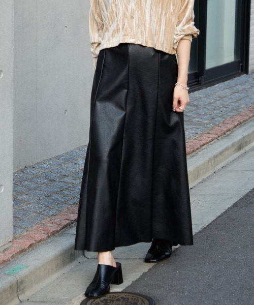 セール】フェイクレザーフレアスカート/セットアップ対応（スカート