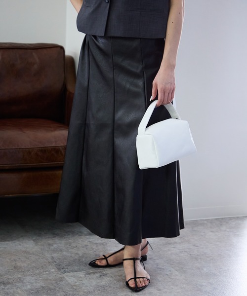 maison margiera レザーフレアスカート Maison Margiela レイヤード フレアスカート | ブラック