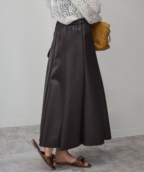 maison margiera レザーフレアスカート Maison Margiela レイヤード フレアスカート | ブラック