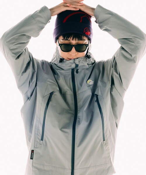 Lowe alpine（ロウアルパイン）の「LOWE ALPINE/ロウアルパイン 別注 LOWE ALPINE LOGO BEANIE/ロゴ ビーニー ニットキャップ（ニットキャップ/ビーニー・メンズ・ネイビー/パープル/ワインレッド/グレー/ブラック・ﾌﾘ-）」の4枚目の写真