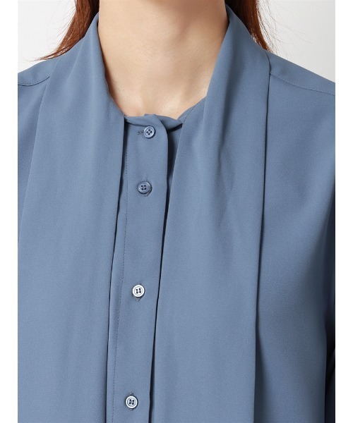 SUIT SQUARE（スーツスクエア）の「ボウタイブラウス ソフトジョーゼット 無地（シャツ/ブラウス・レディース・ブラック/カーキ/ブルー・38(9号)）」の10枚目の写真