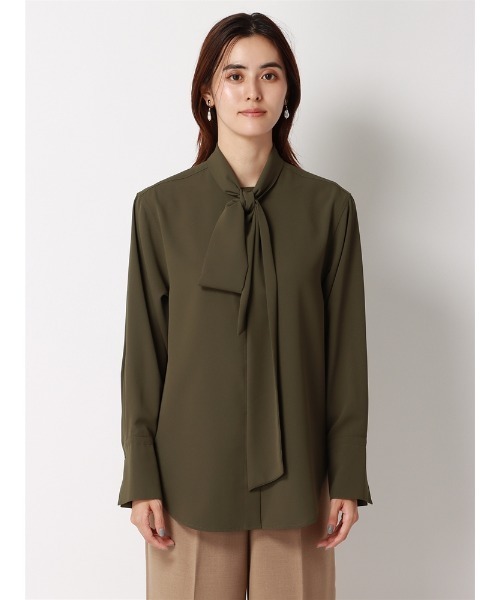 SUIT SQUARE（スーツスクエア）の「ボウタイブラウス ソフトジョーゼット 無地（シャツ/ブラウス・レディース・ブラック/カーキ/ブルー・38(9号)）」の17枚目の写真