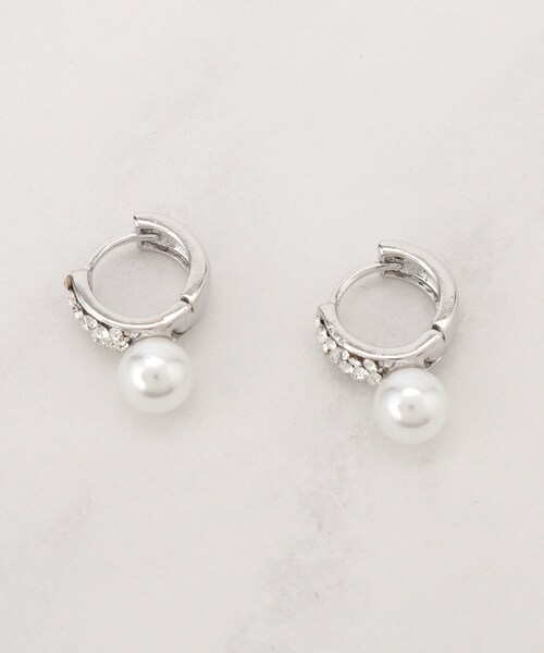 SHOO・LA・RUE（シューラルー）の「【セレモニー】ワンタッチピアス（ピアス（両耳用）・レディース・シルバー/ゴールド/シルバー系/ゴールド系/シルバー系1/ゴールド系1・00）」の7枚目の写真