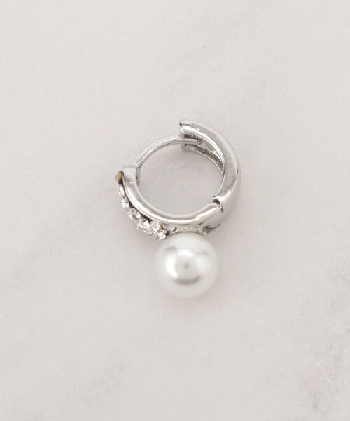 SHOO・LA・RUE（シューラルー）の「【セレモニー】ワンタッチピアス（ピアス（両耳用）・レディース・シルバー/ゴールド/シルバー系/ゴールド系/シルバー系1/ゴールド系1・00）」の8枚目の写真